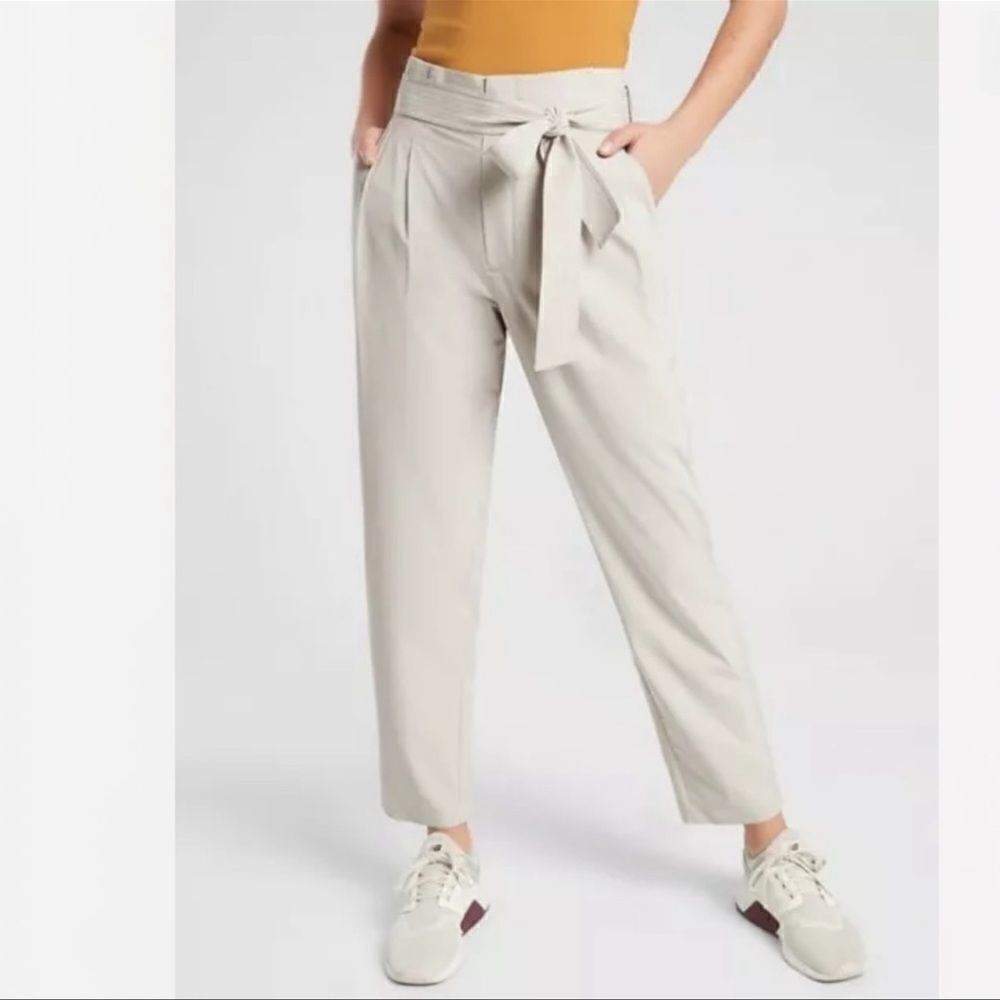 NWT Athleta Skyline Pant II Paper Bag Abalone Grey 18